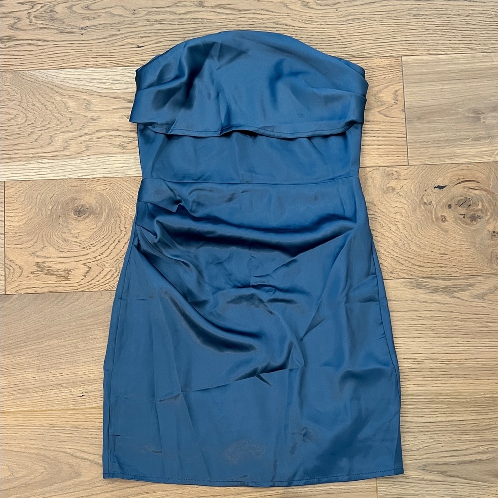 Elegant Satin Blue Strapless Dress